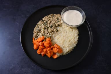 Turkey with feta, cauliflower rice and carrot