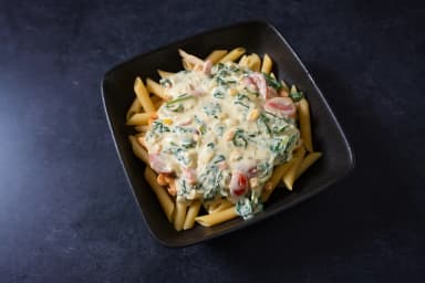 Pasta with cottage sauce and spinach